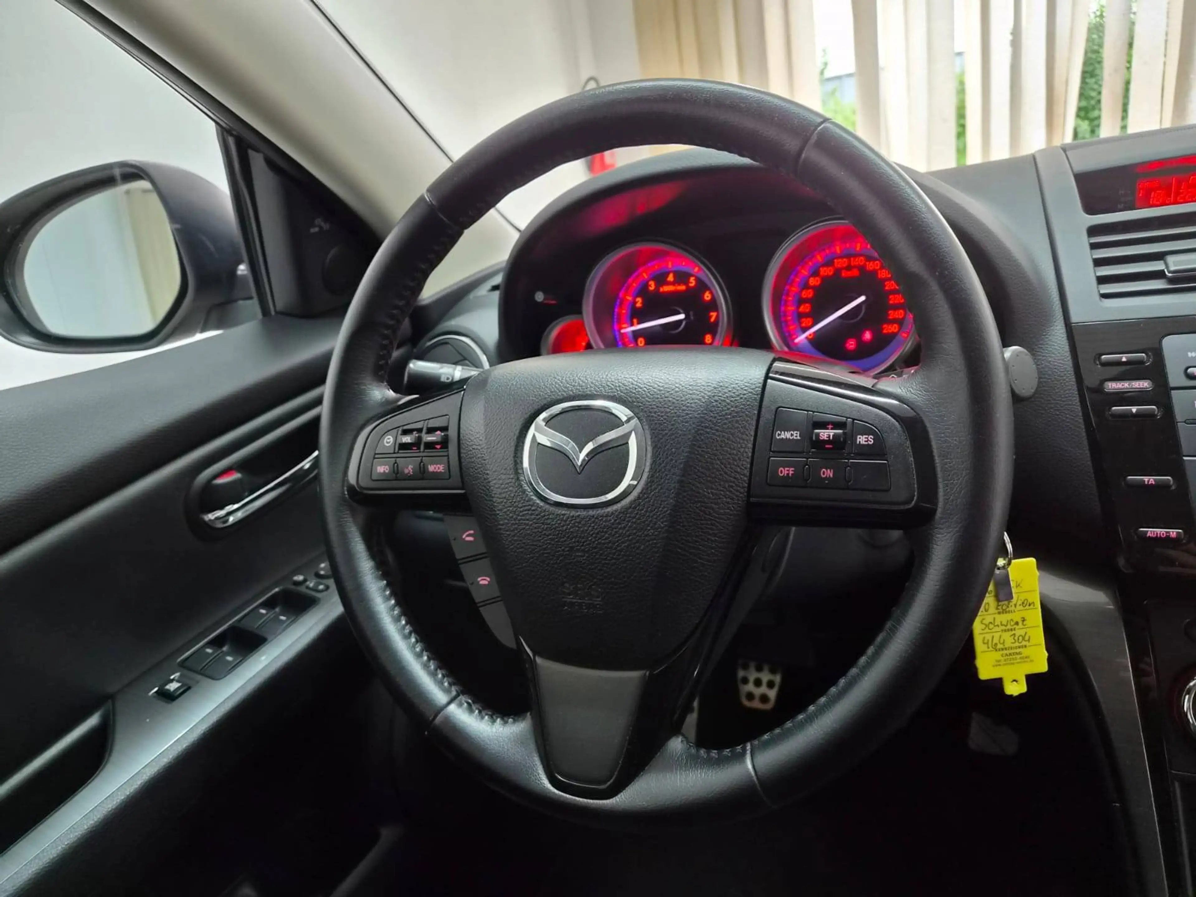 Mazda 6 Kombi 2.0 Edition 125 Leder Totwinkel BOSE 17" — photo 11