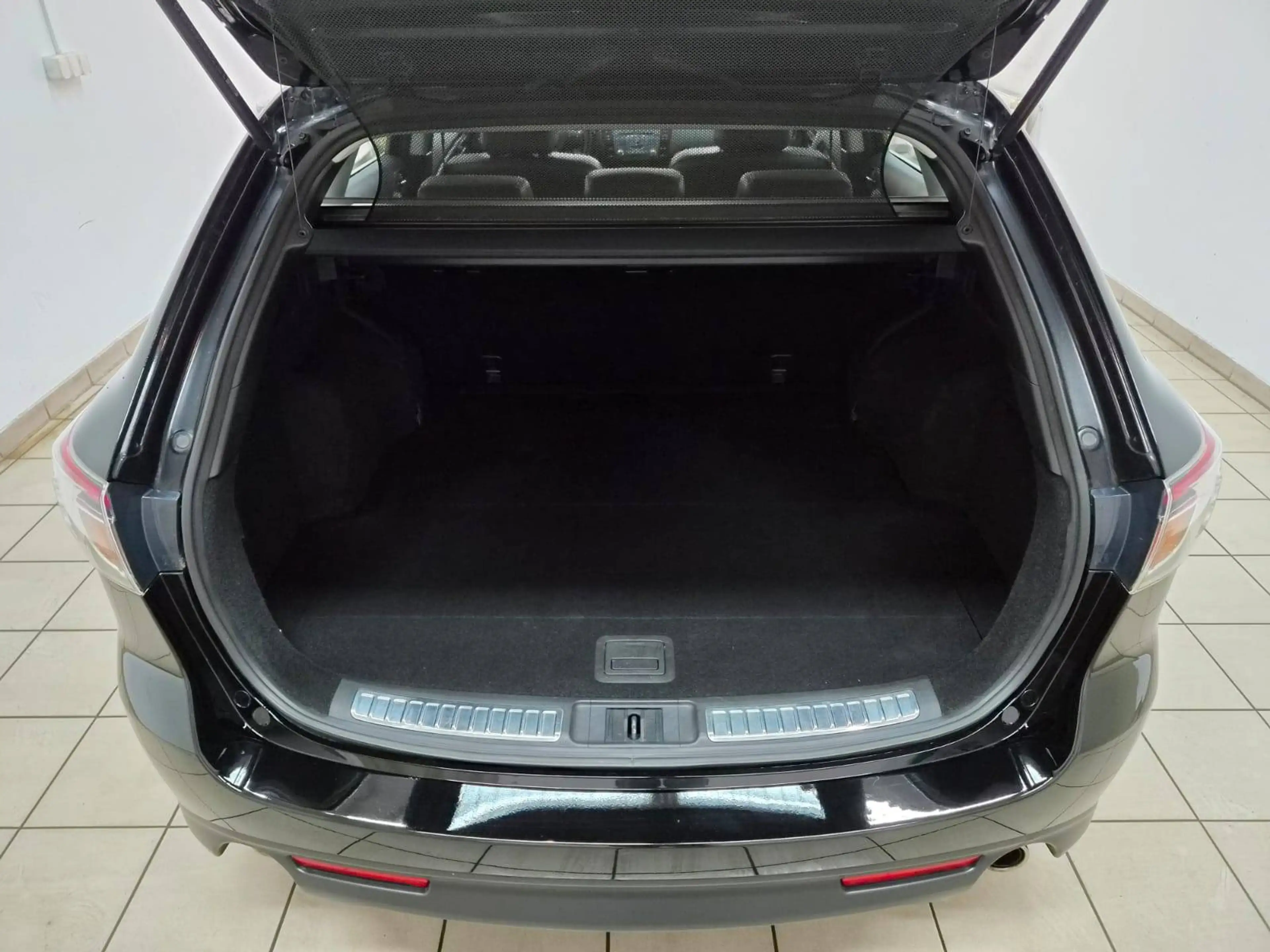 Mazda 6 Kombi 2.0 Edition 125 Leder Totwinkel BOSE 17" — photo 7