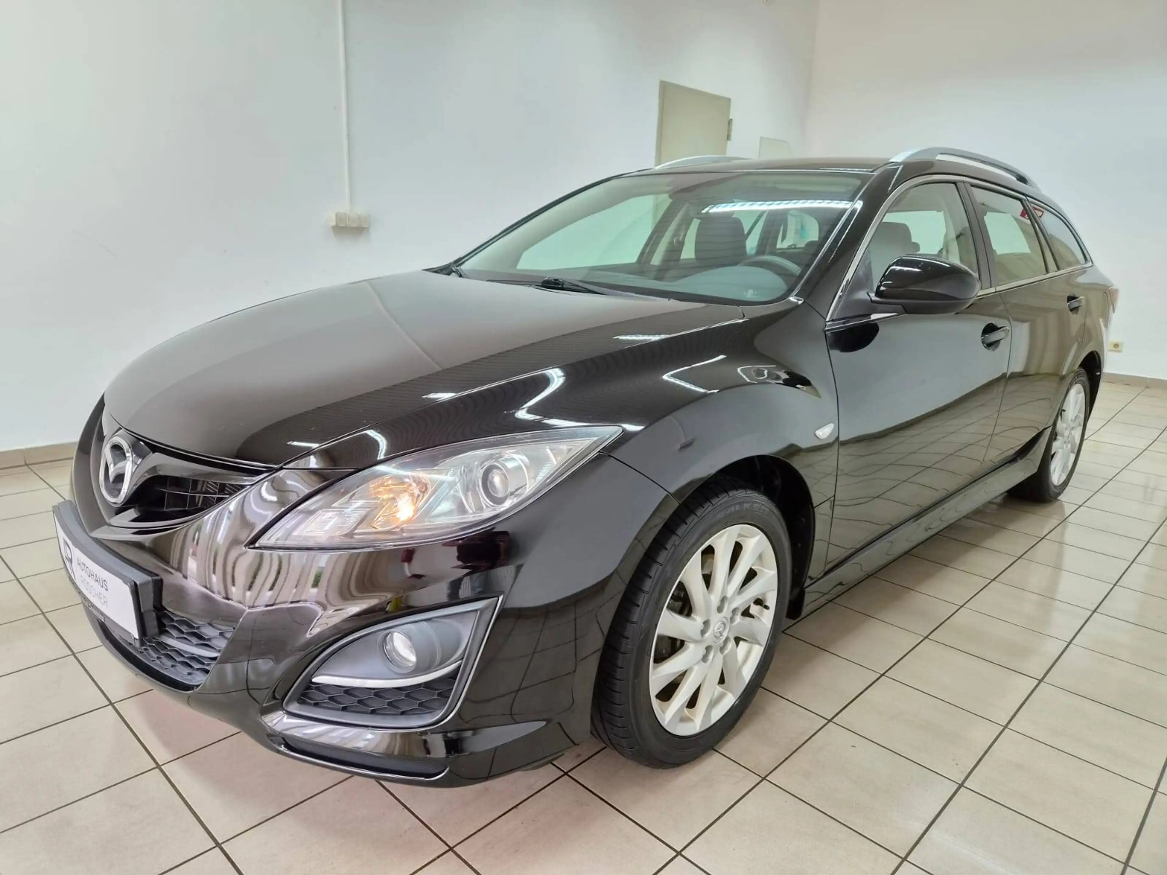 Mazda 6 Kombi 2.0 Edition 125 Leder Totwinkel BOSE 17"