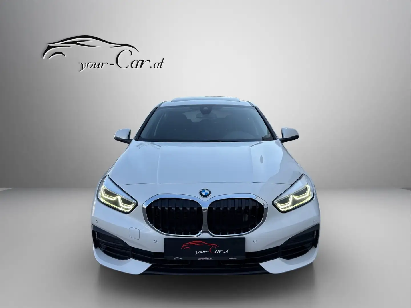 BMW 118 i Advantage Aut. *PANO, LED, AMBI, SHA, NBA* Weiß - 2