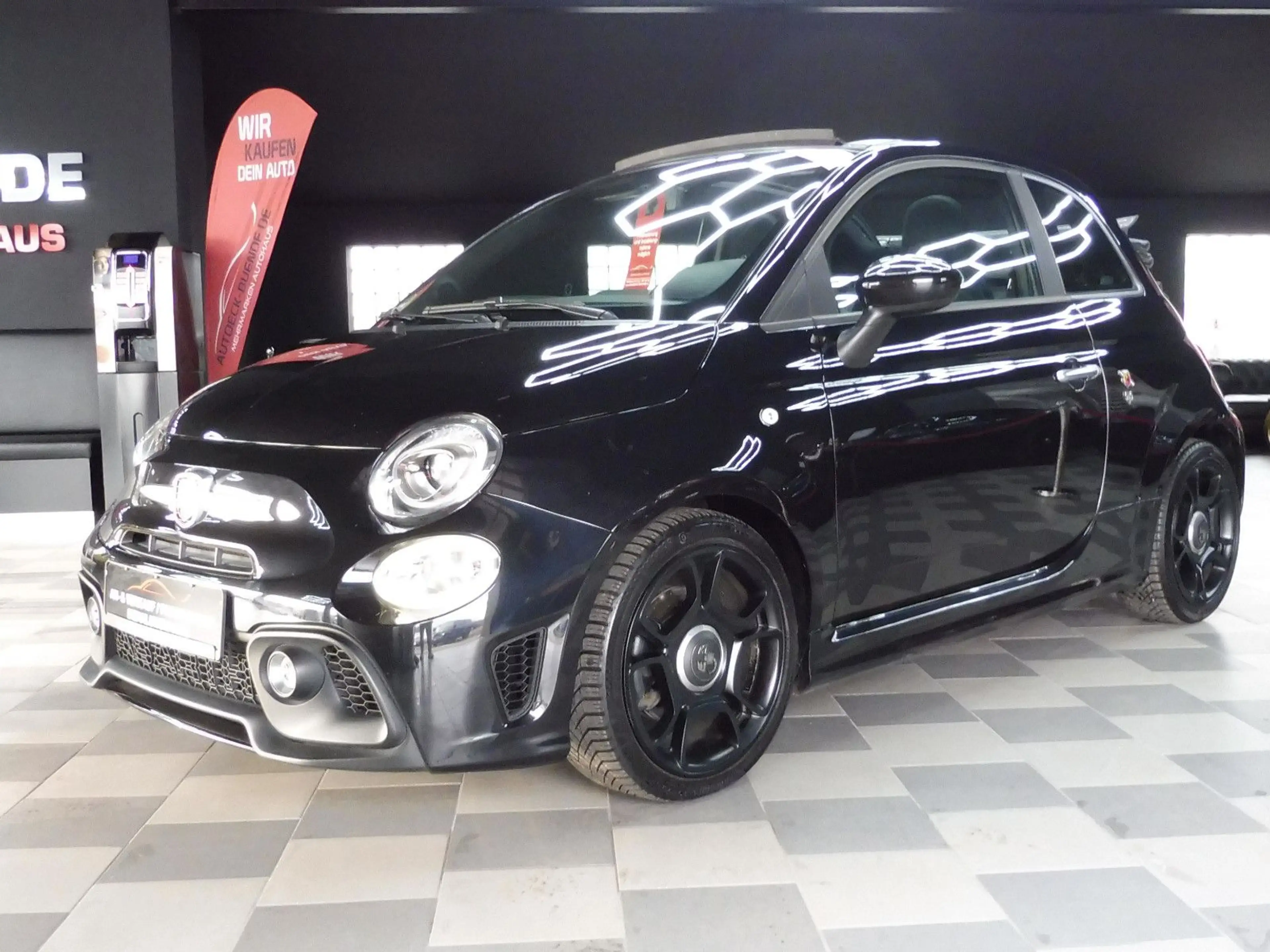 Abarth 500 Cabrio 595C Pista Competizione 1.Hand — photo 2