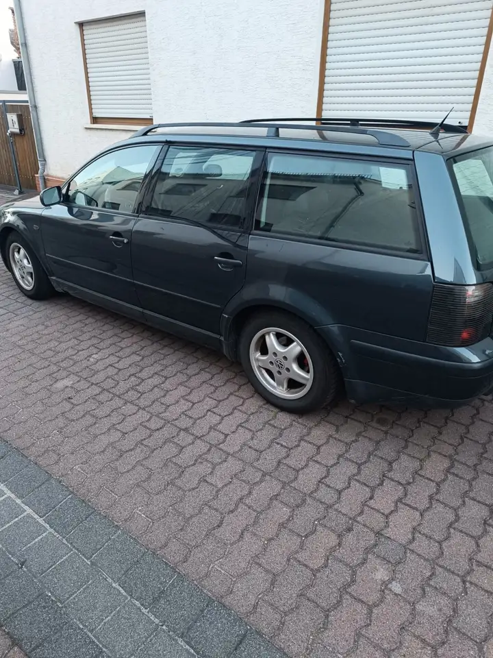 Volkswagen Passat 1.6, foto 3