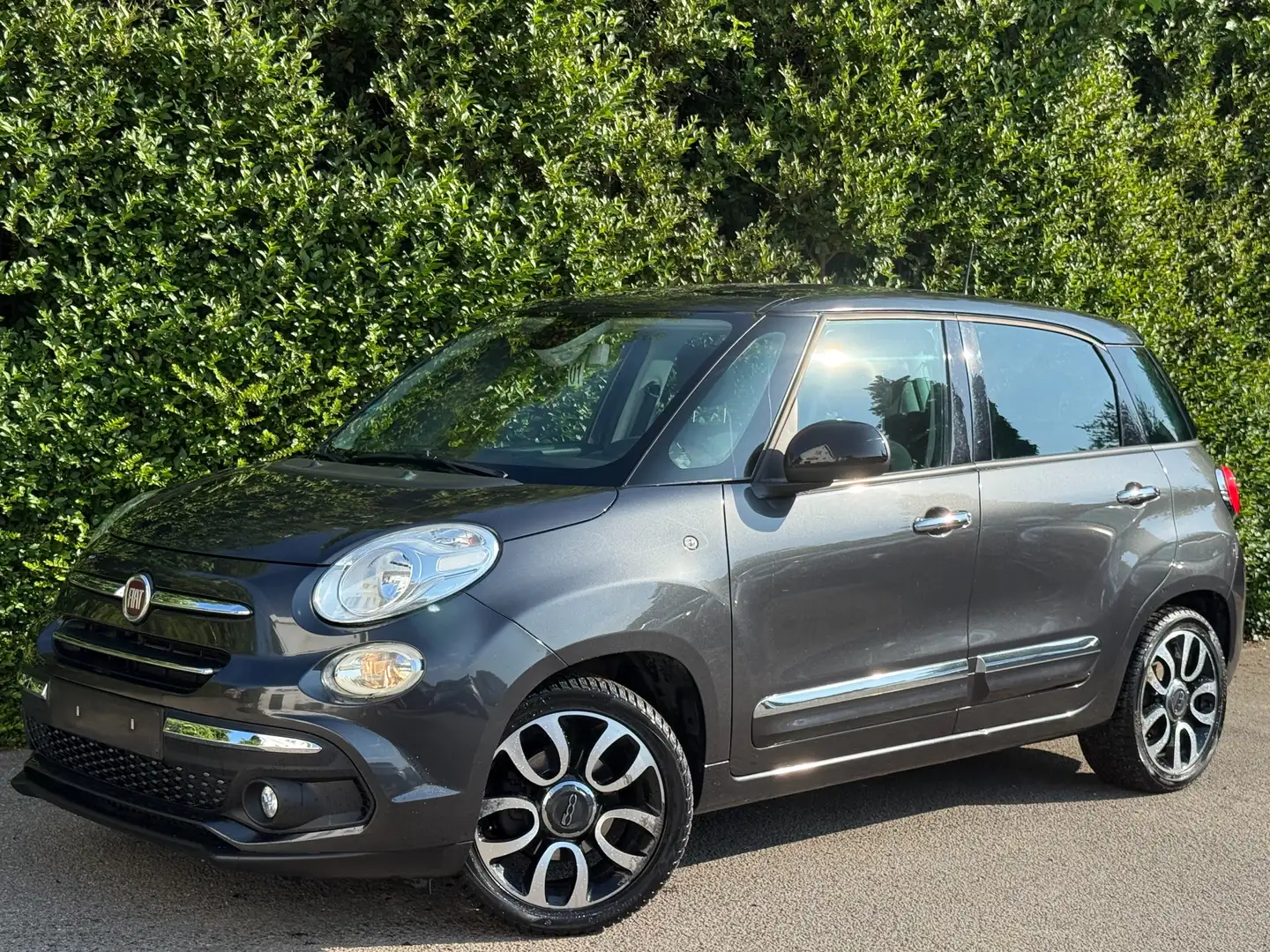 Fiat 500L 1.4i+FACELIFT+NAVI+CAMERA+TOIT PANO+AIRCO+EU 6B Grijs - 1