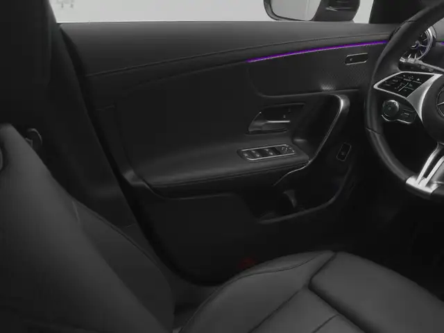 Mercedes-Benz CLA view 22