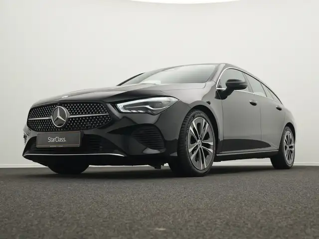 Mercedes-Benz CLA view 10