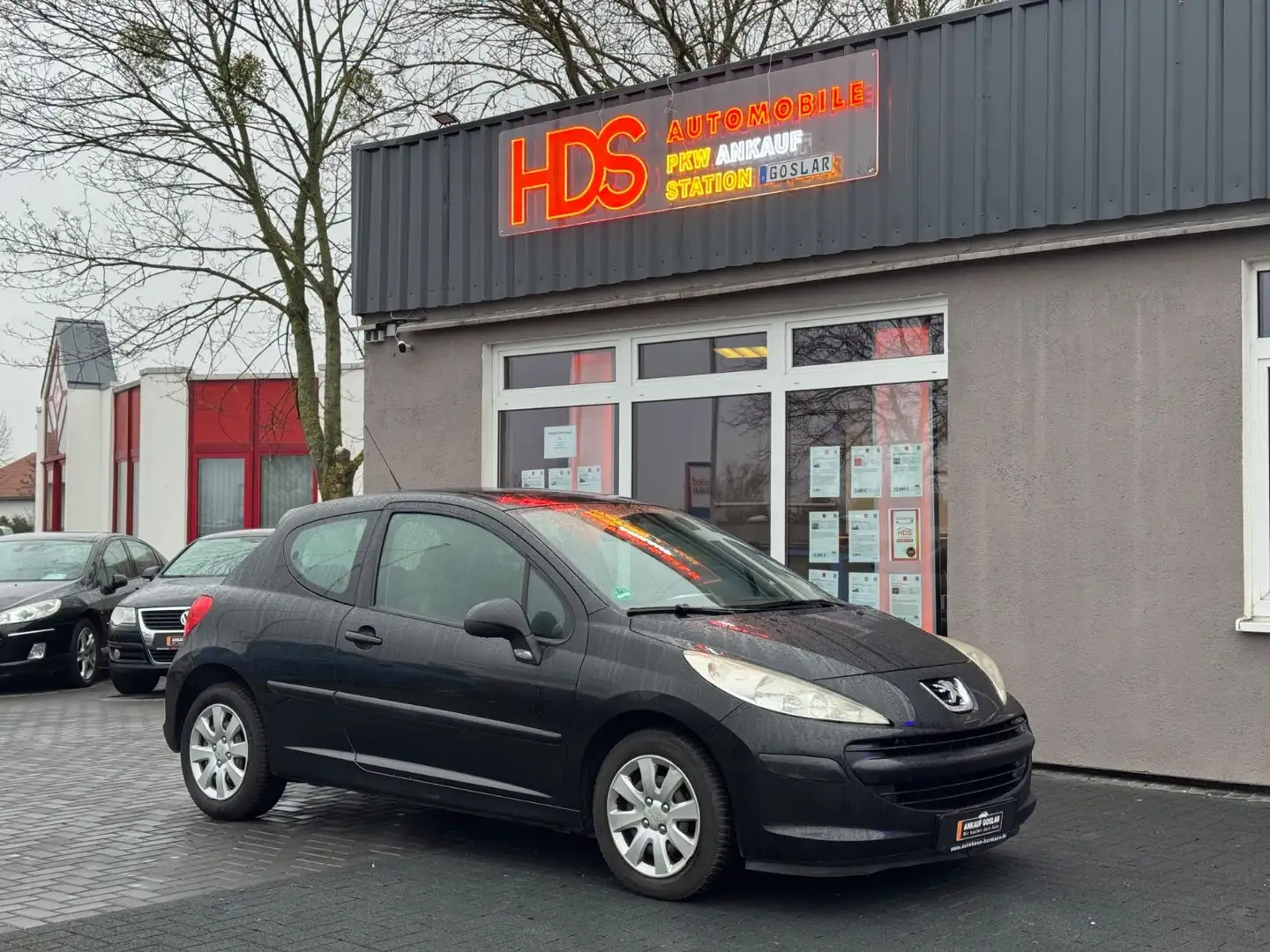 Peugeot 207 Tendance *Klima Schwarz - 1