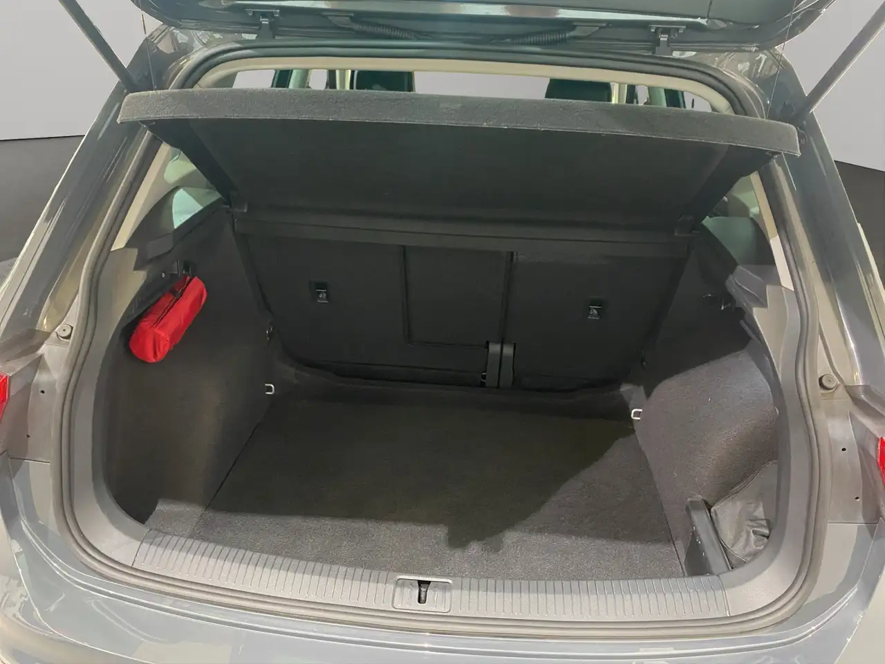Volkswagen Tiguan 1.5 TSI DSG Active / Navi LED RFK, миниатюра 12