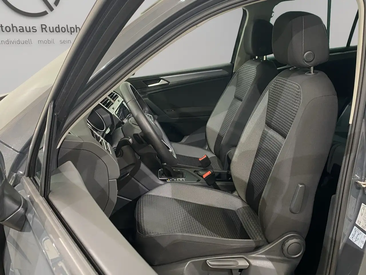 Volkswagen Tiguan 1.5 TSI DSG Active / Navi LED RFK, миниатюра 5