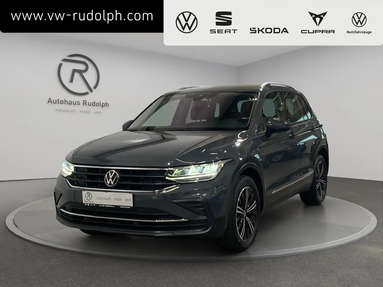 Volkswagen Tiguan 1.5 TSI DSG Active / Navi LED RFK