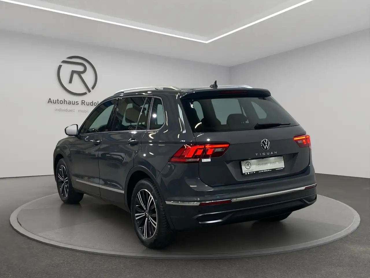 Volkswagen Tiguan 1.5 TSI DSG Active / Navi LED RFK, миниатюра 3