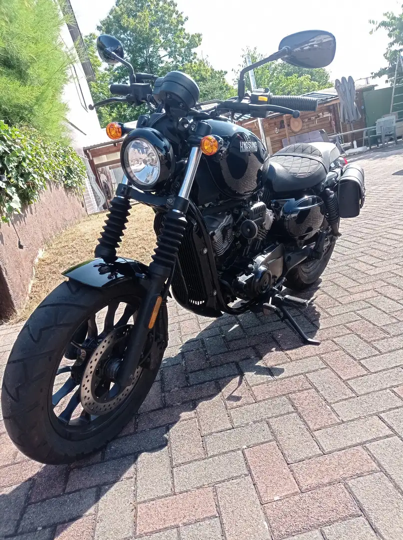 Hyosung GV 125 Schwarz - 1