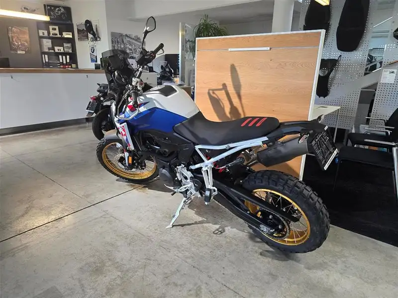 BMW F 900 GS - foto 4