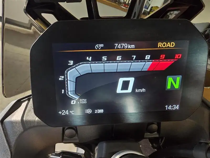 BMW F 900 GS - foto 7