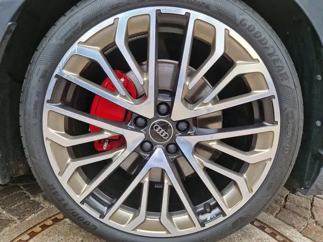 Audi A5 view 7