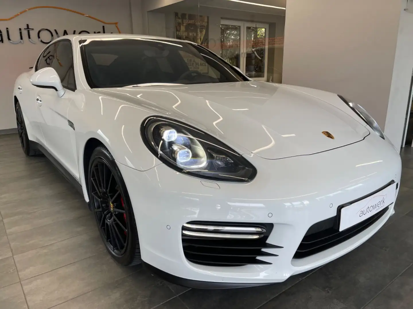 Porsche Panamera GTS*APPROVED/SportChrono/Luft/LED/CAM* White - 1