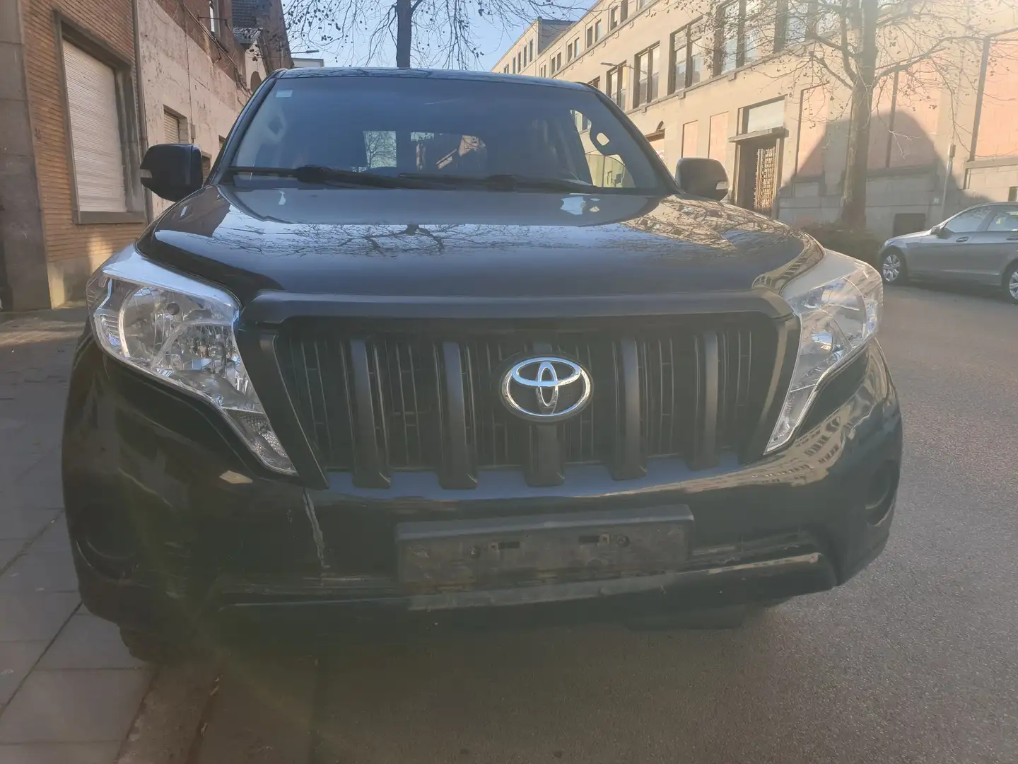 Toyota Land Cruiser Land Cruiser 3.0 D-4D Active Grau - 2