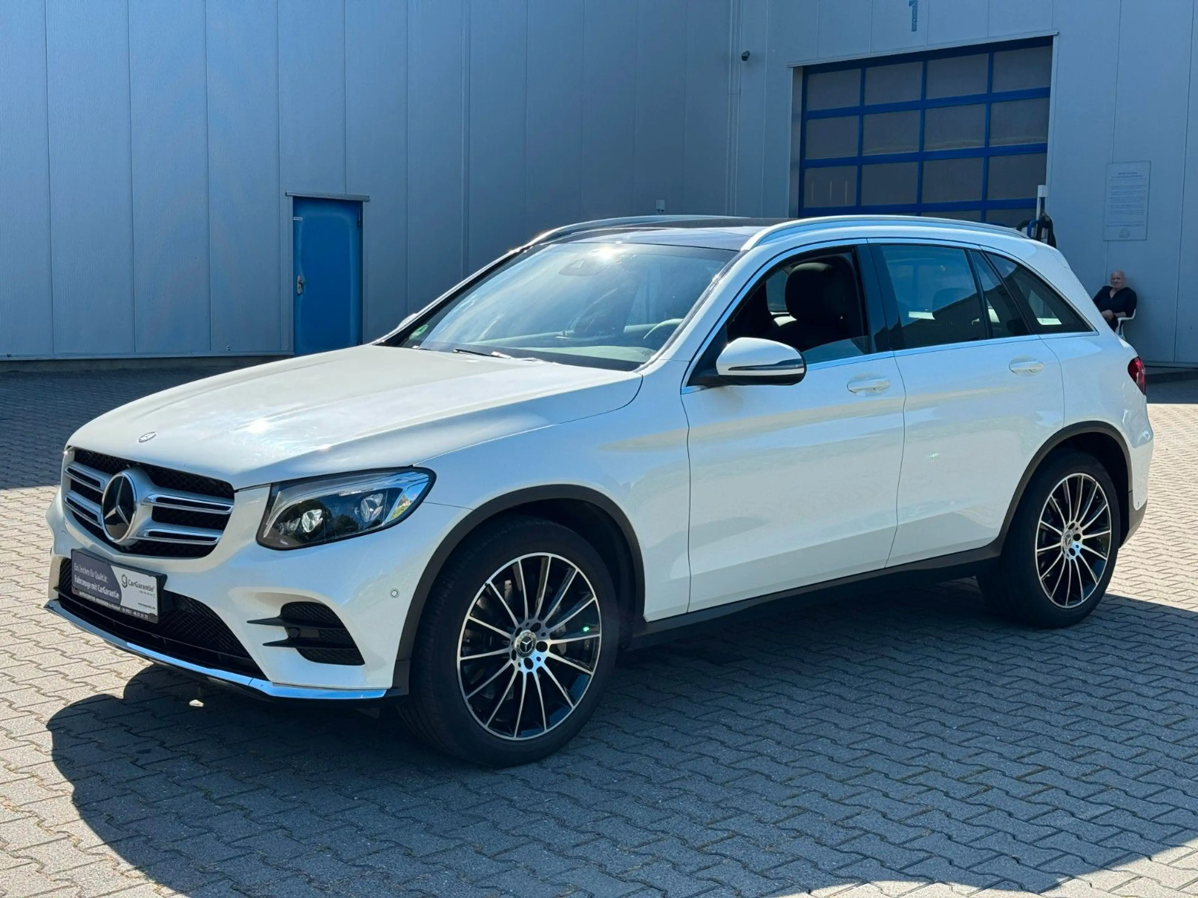 Mercedes-Benz GLC 250 4Matic Garantie*AMG Line*Panorama*Kamera — photo 7