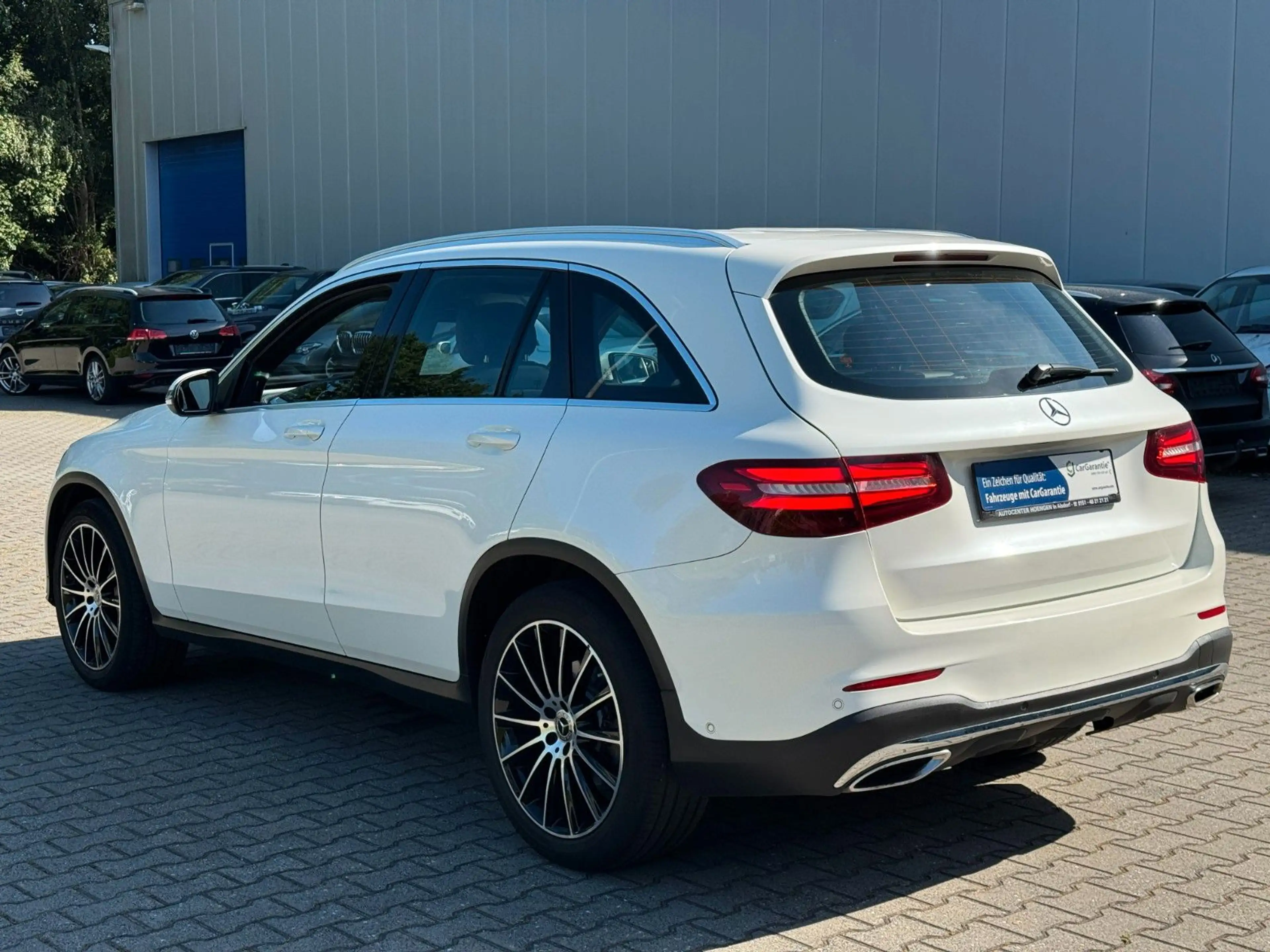 Mercedes-Benz GLC 250 4Matic Garantie*AMG Line*Panorama*Kamera — photo 12