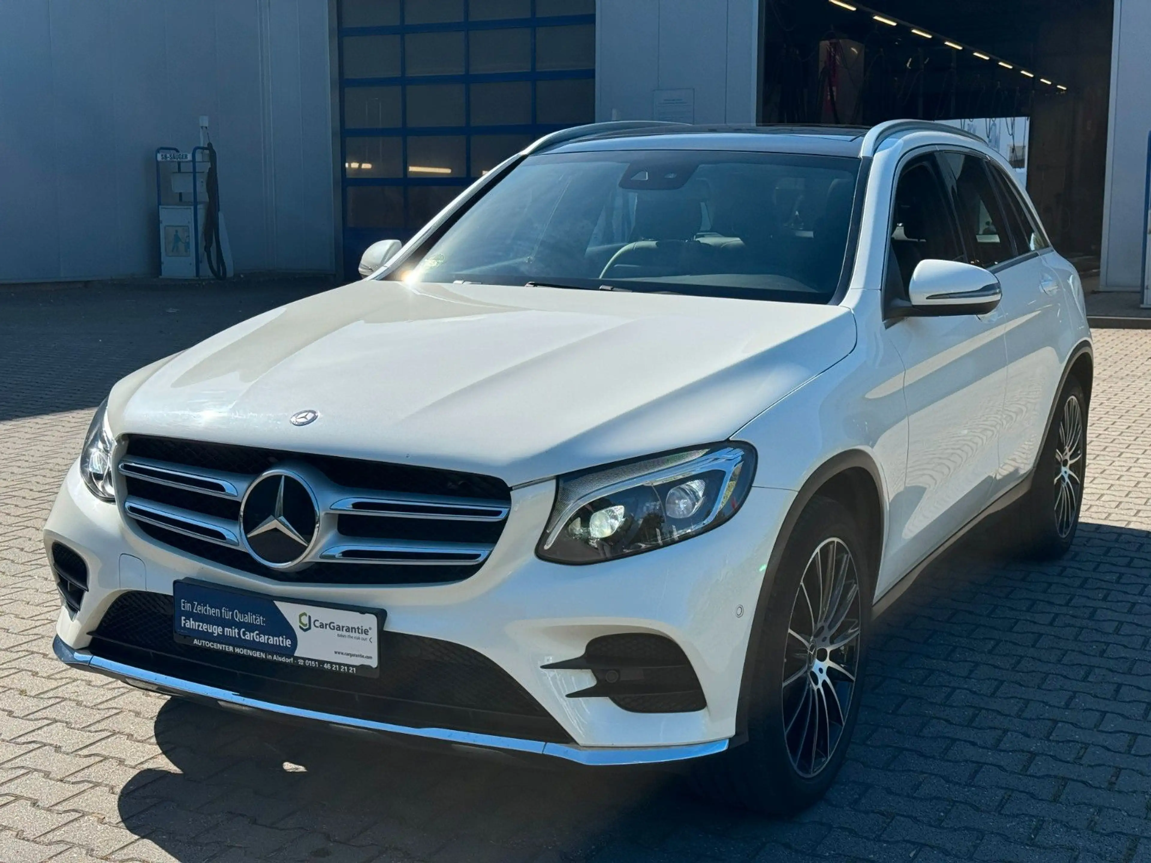 Mercedes-Benz GLC 250 4Matic Garantie*AMG Line*Panorama*Kamera — photo 6