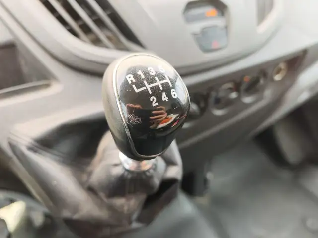 Ford Transit view 23