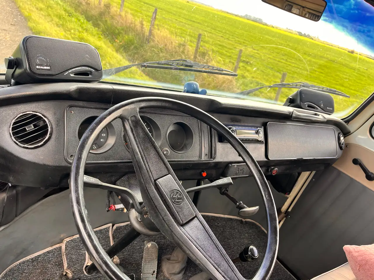 Volkswagen T2 Kombi oldtimer camper, foto 8