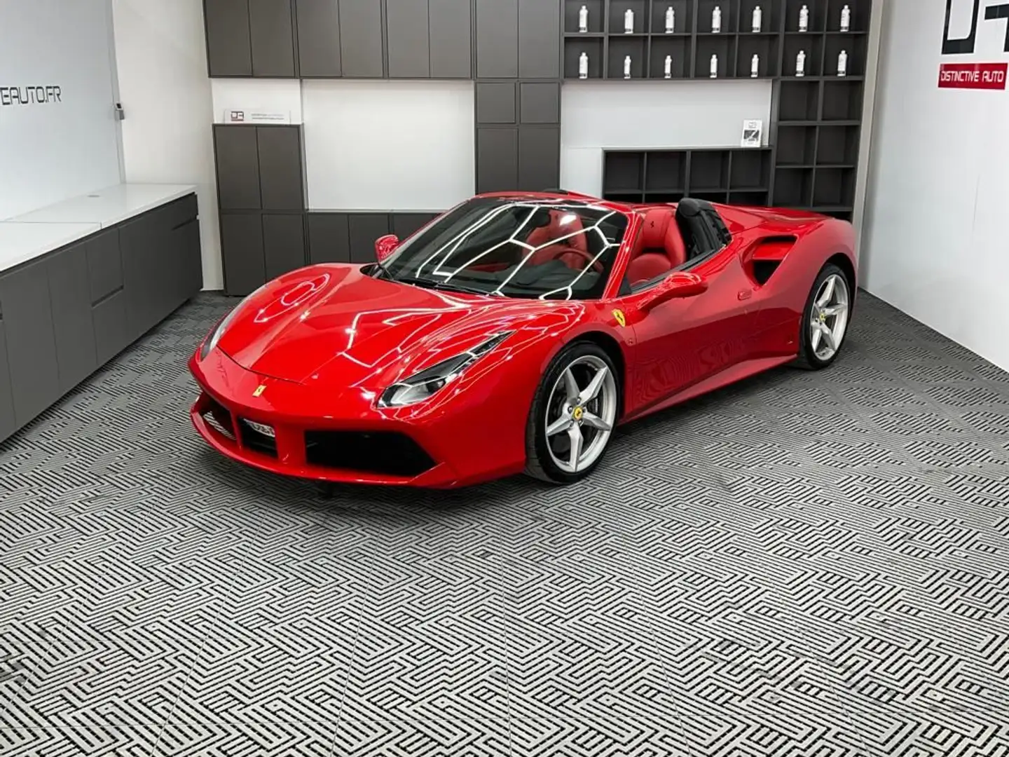 Ferrari 488 3.9 670cv Rot - 1