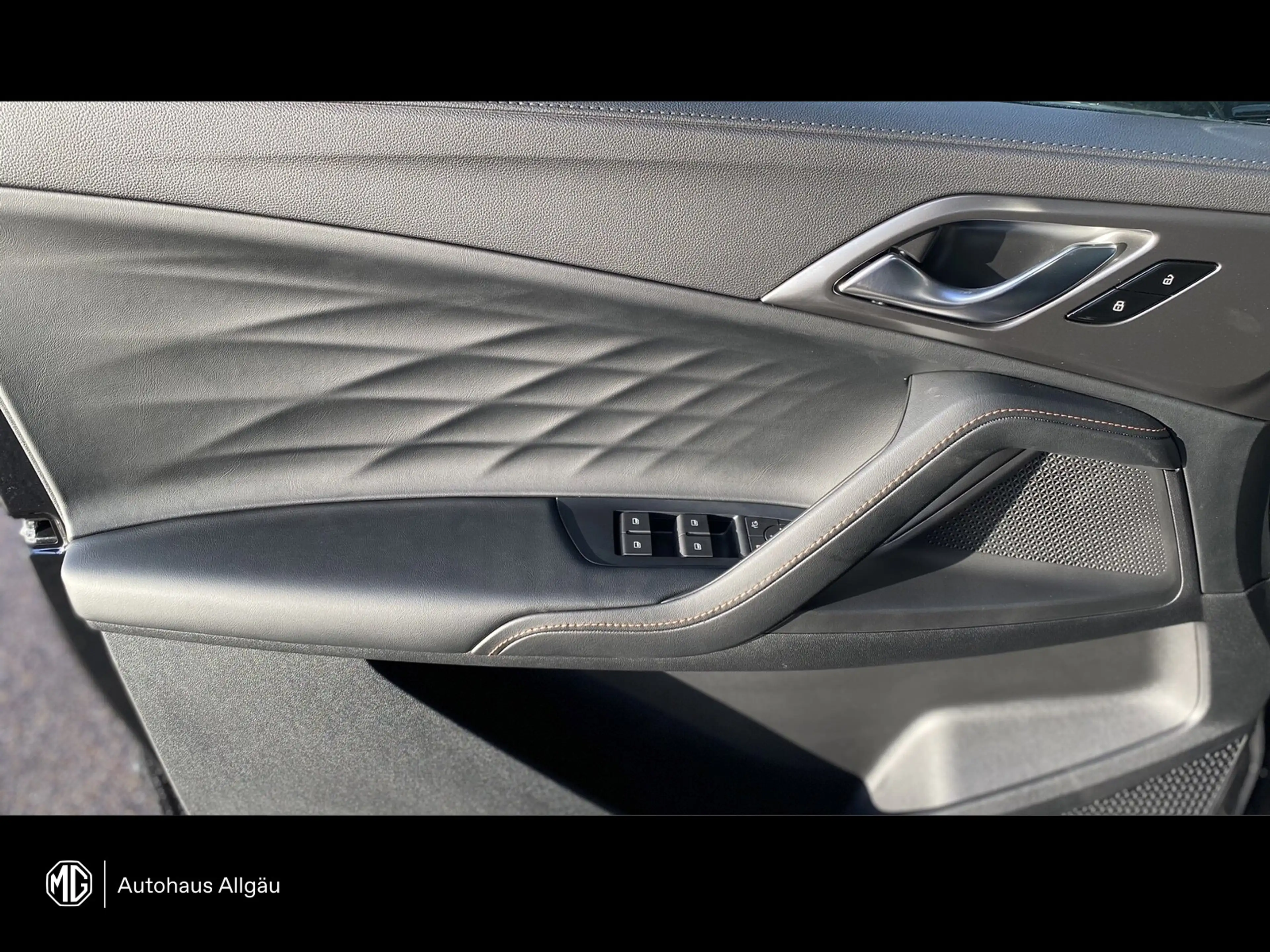 MG HS HS PHEV LUX 24 inkl. Transportkosten+Auslieferpaket — photo 7
