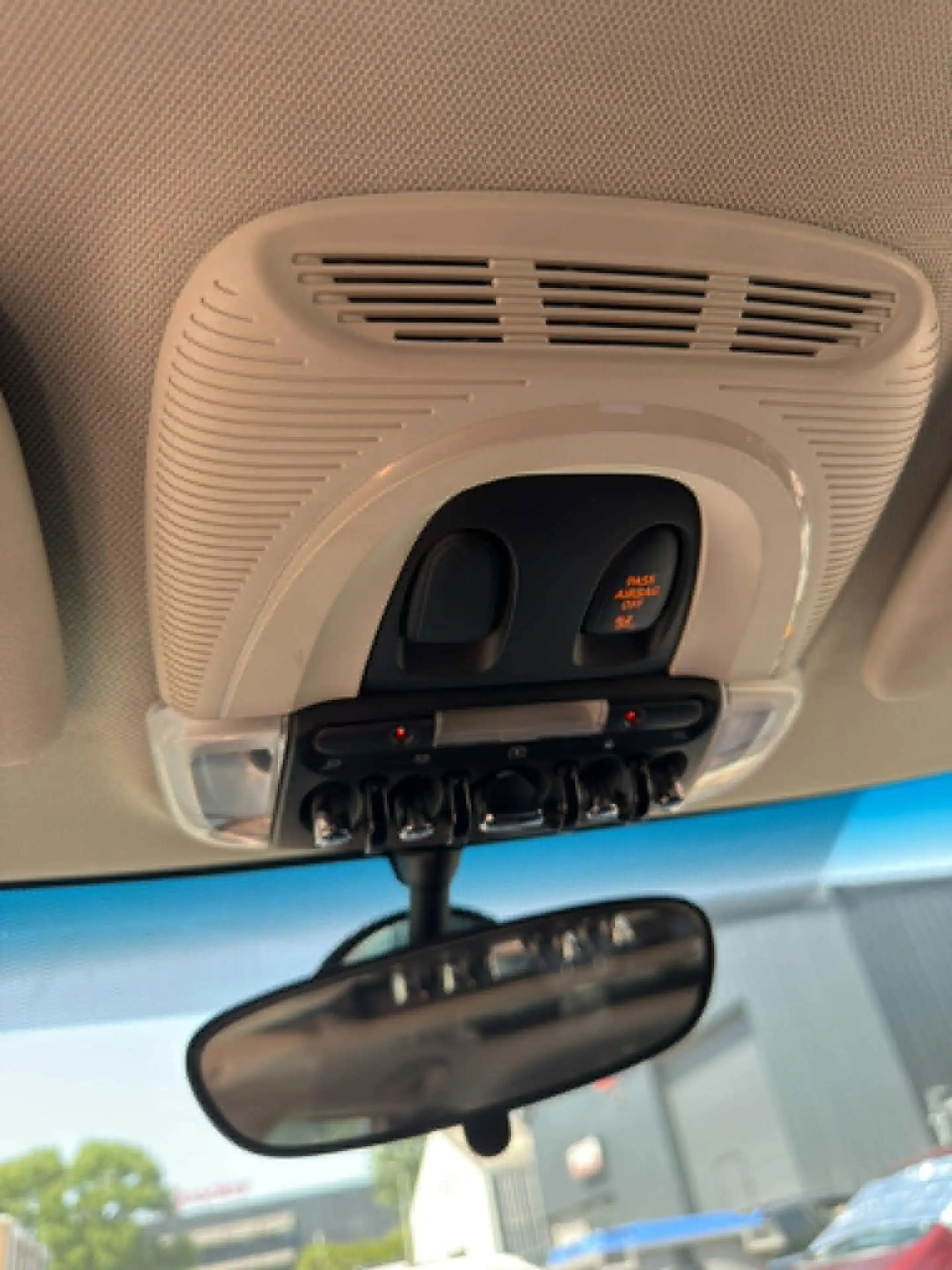 MINI Cooper S Clubman Mini 2.0 ALL4 Chili Serious Business — photo 11