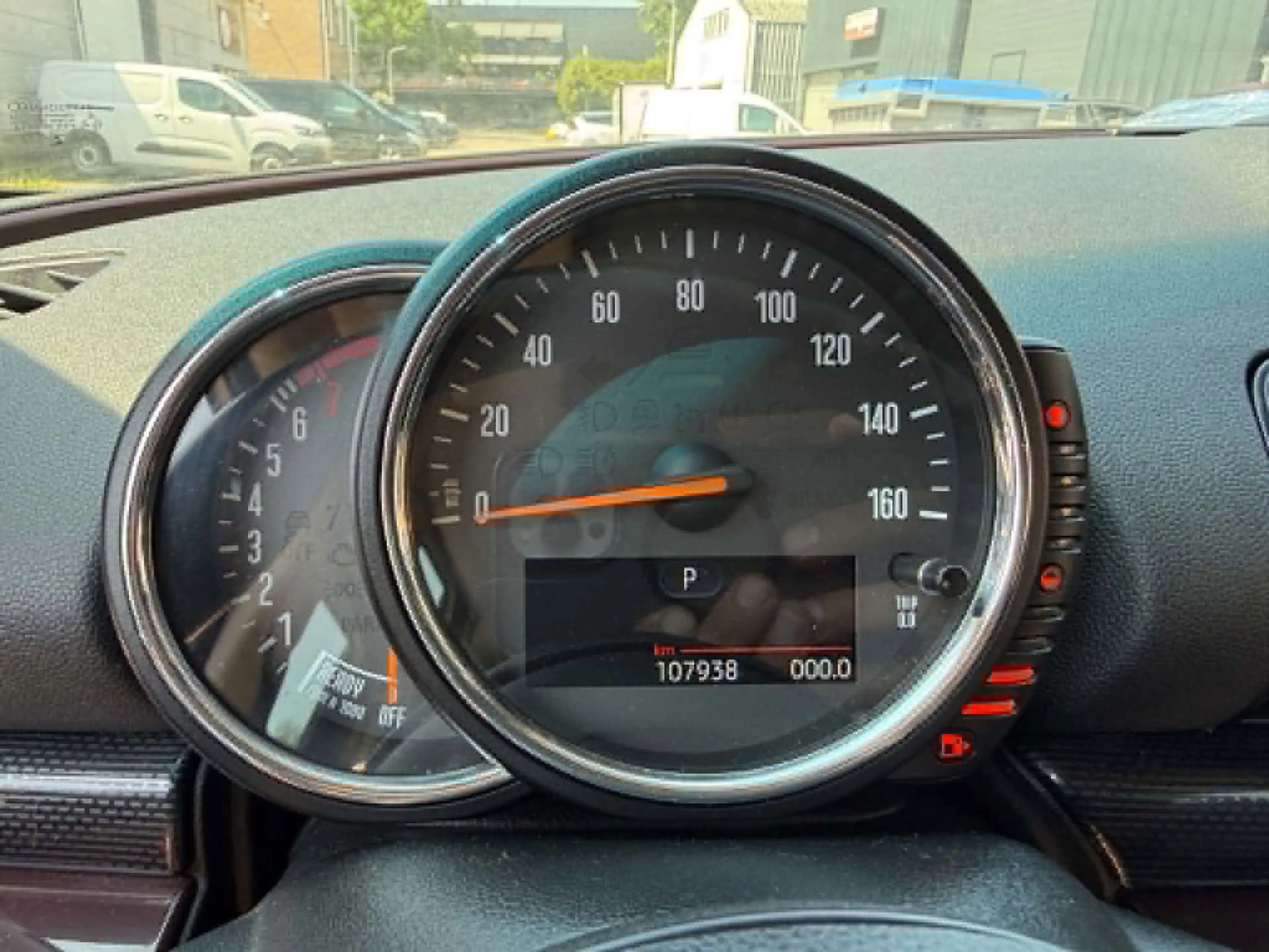 MINI Cooper S Clubman Mini 2.0 ALL4 Chili Serious Business — photo 15