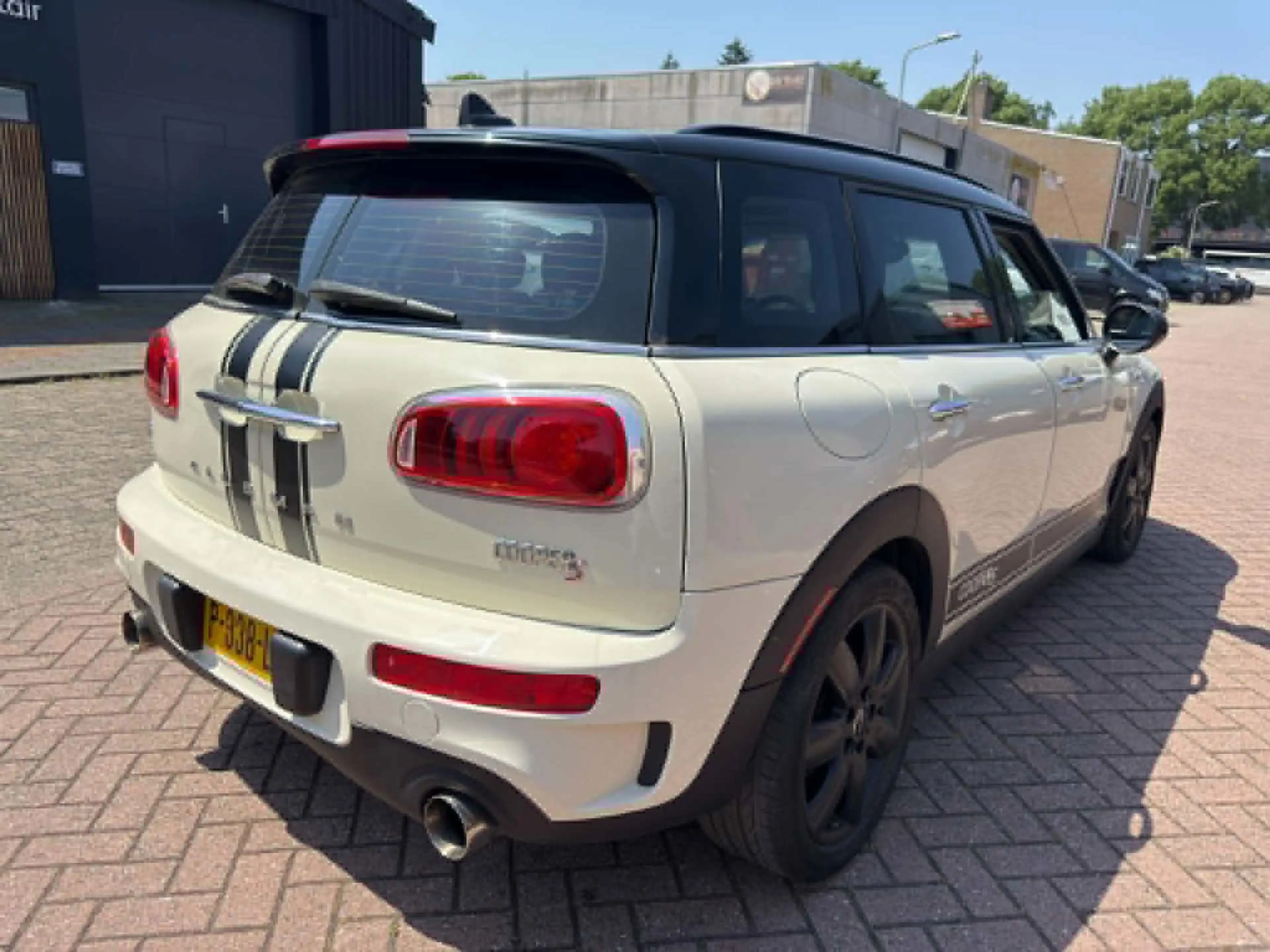 MINI Cooper S Clubman Mini 2.0 ALL4 Chili Serious Business — photo 3