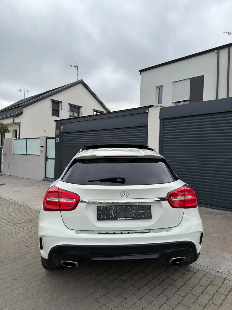 Mercedes-Benz GLA 220 220CDI AMG Line 4Matic 7G-DCT - 2