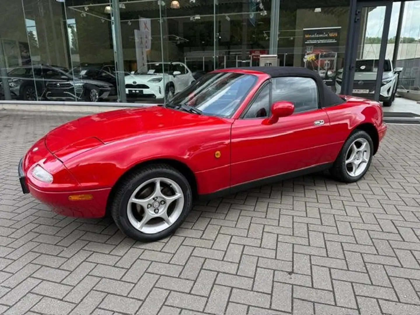 Mazda MX-5 1.8i 16v EDITION ROADSTER Roşu - 1