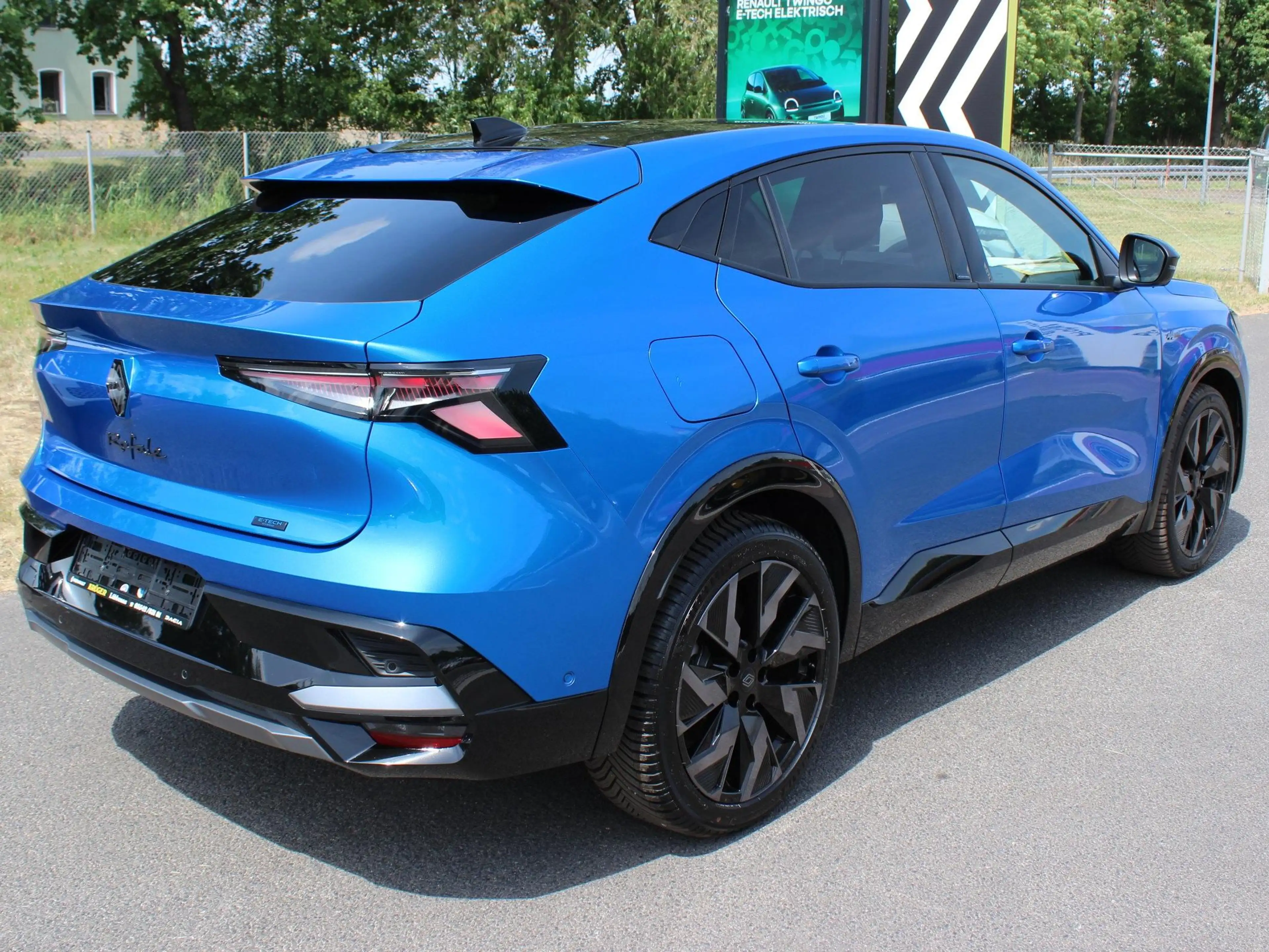 Renault Rafale Esprit Alpine E-Tech Full Hybrid 200 — photo 8