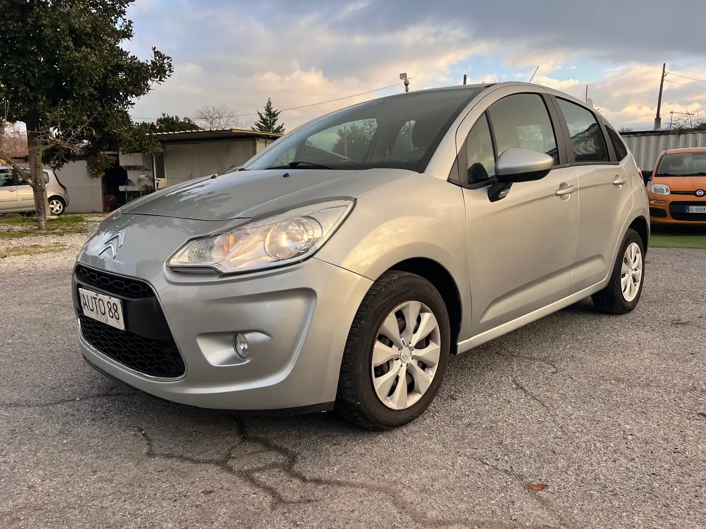Citroen C3 C3 1.1 Attraction Silber - 1