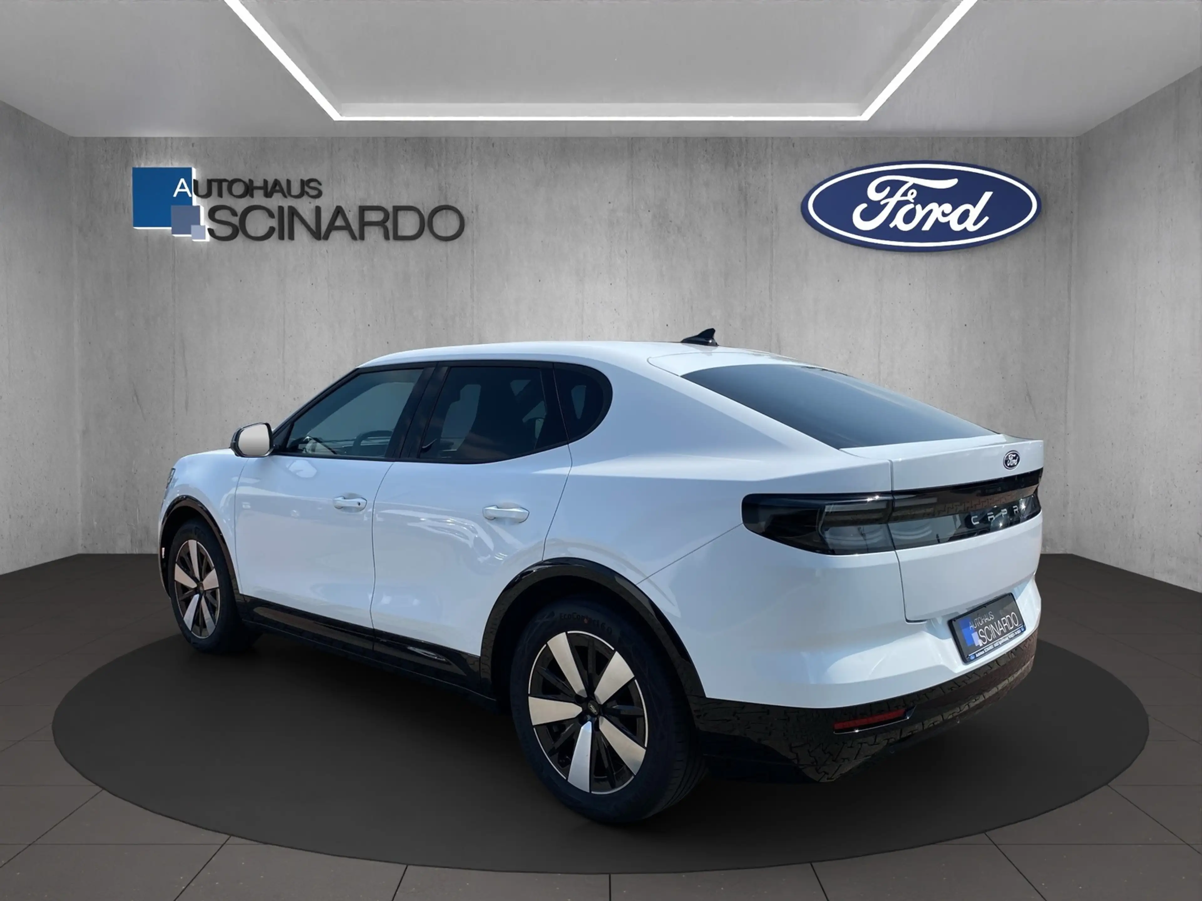 Ford Capri 79kWH Premium AWD HUD/NAVI/360°/AMBIENTE — photo 4