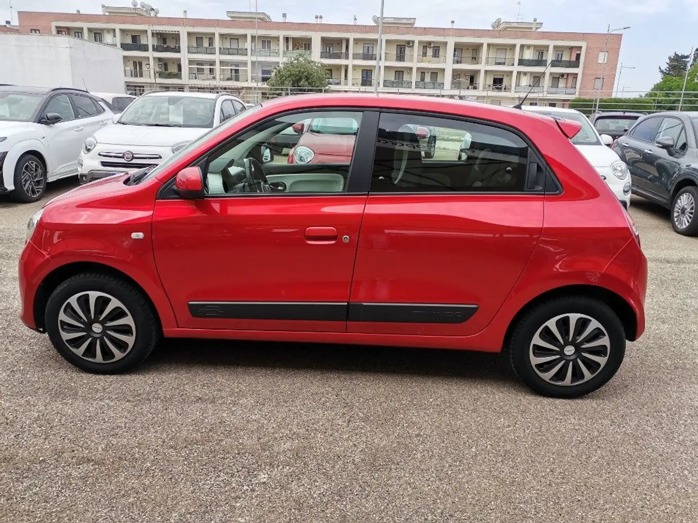 Renault Twingo 1.0 SCe Stop&Start Energy Rosso - 2