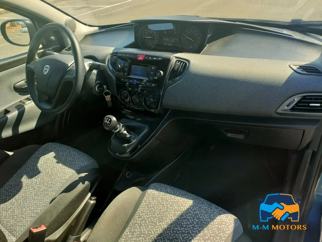 Lancia Ypsilon 2023 — фото 12