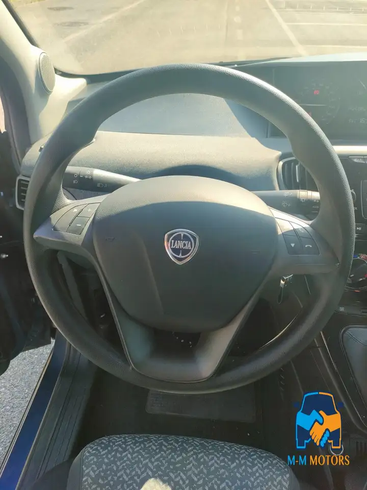 Lancia Ypsilon 2023 — фото 9