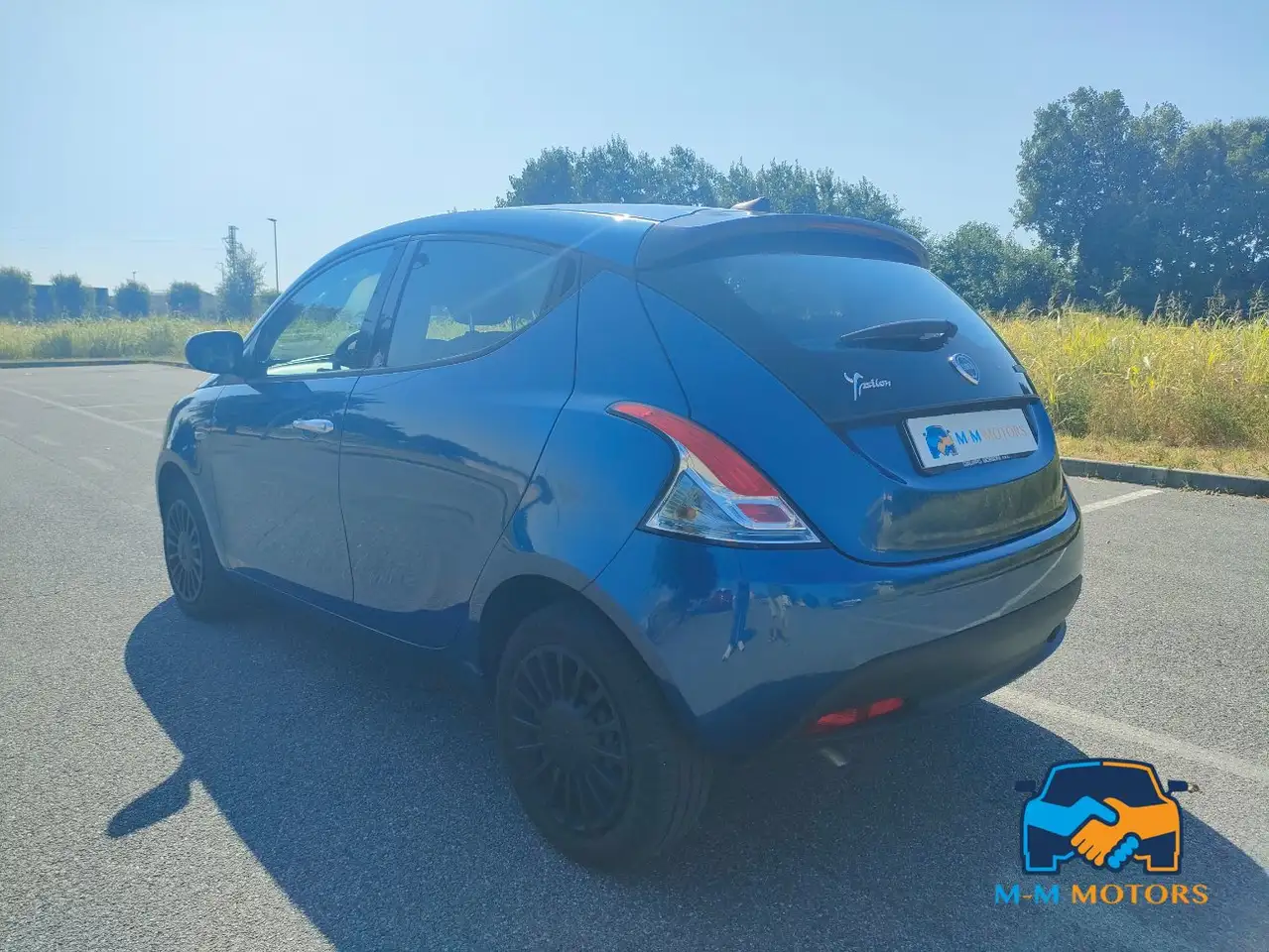 Lancia Ypsilon 2023 — фото 7