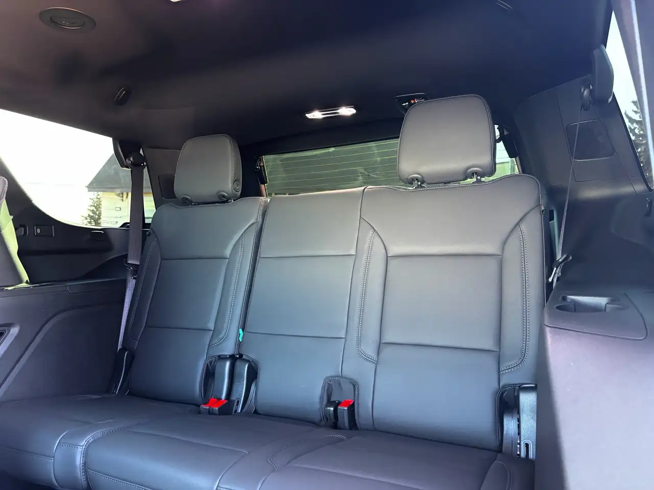 Chevrolet Tahoe снимка Chevrolet Tahoe