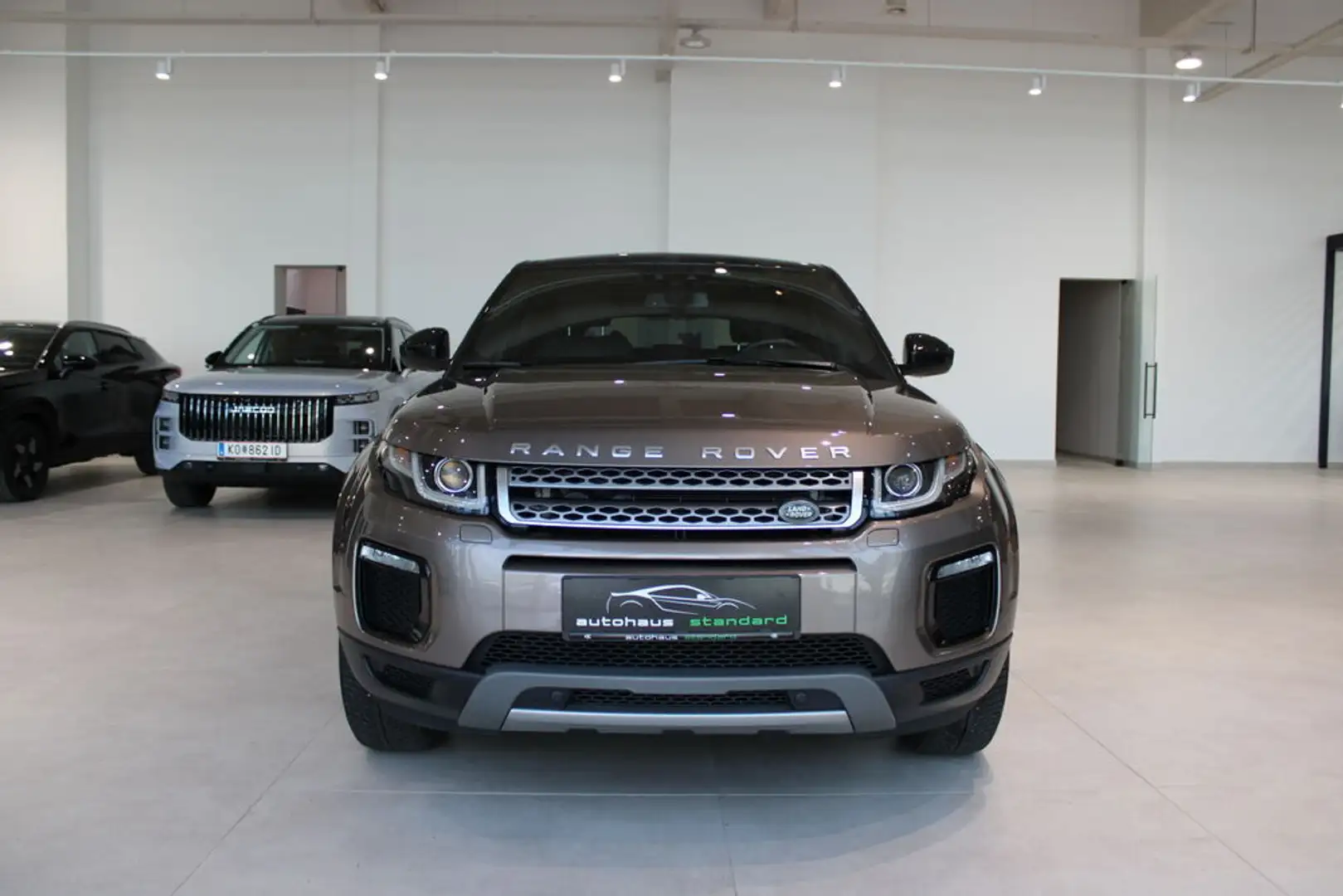 Land Rover Range Rover Evoque SE 2,0 TD4 Aut. Braun - 2