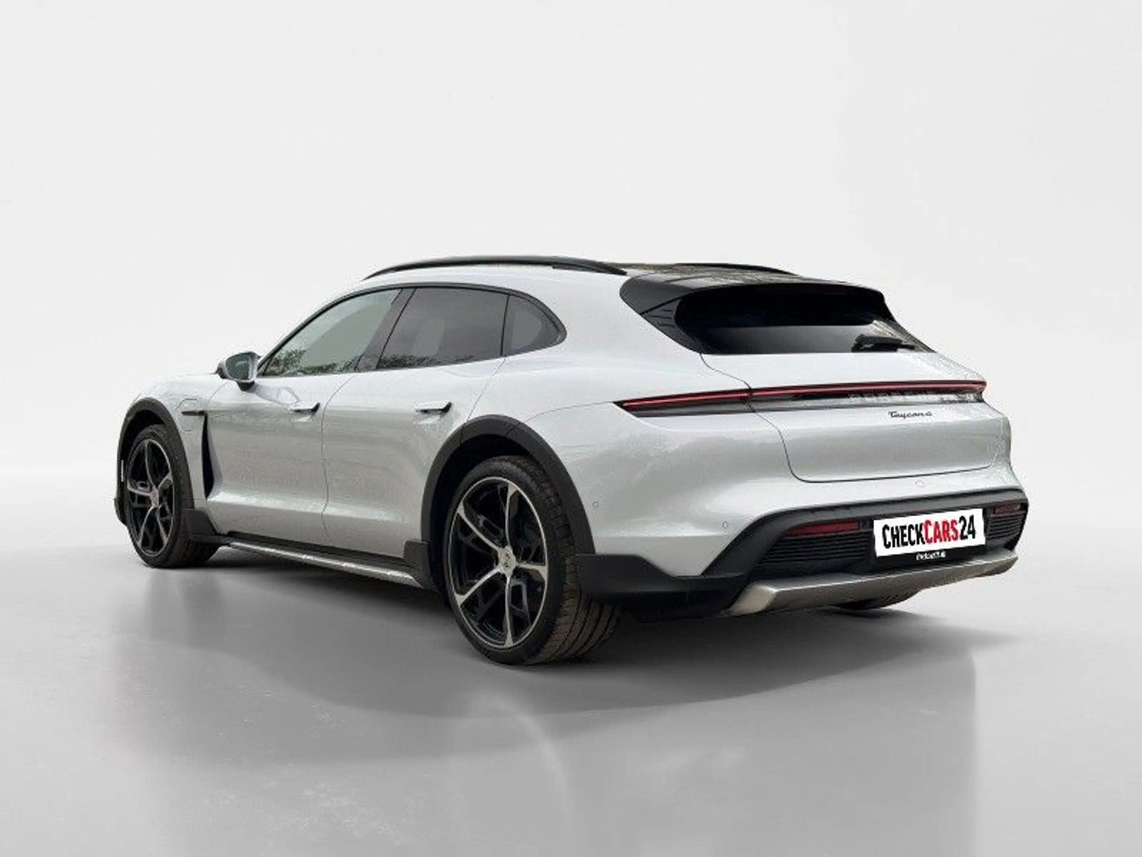 Porsche Taycan Cross Turismo 4 — photo 9