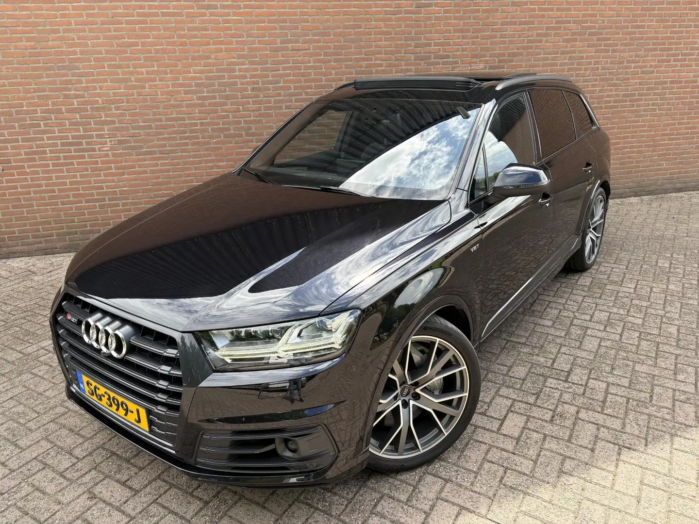 Audi Q7 4.0 TDI SQ7 quattro Pro Line + 7p Zwart - 2