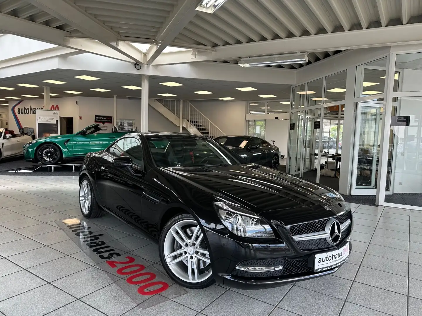 Mercedes-Benz SLK 200 AMG Line AUT./XENON/NAVI/BT/TEMPO. Negro - 1