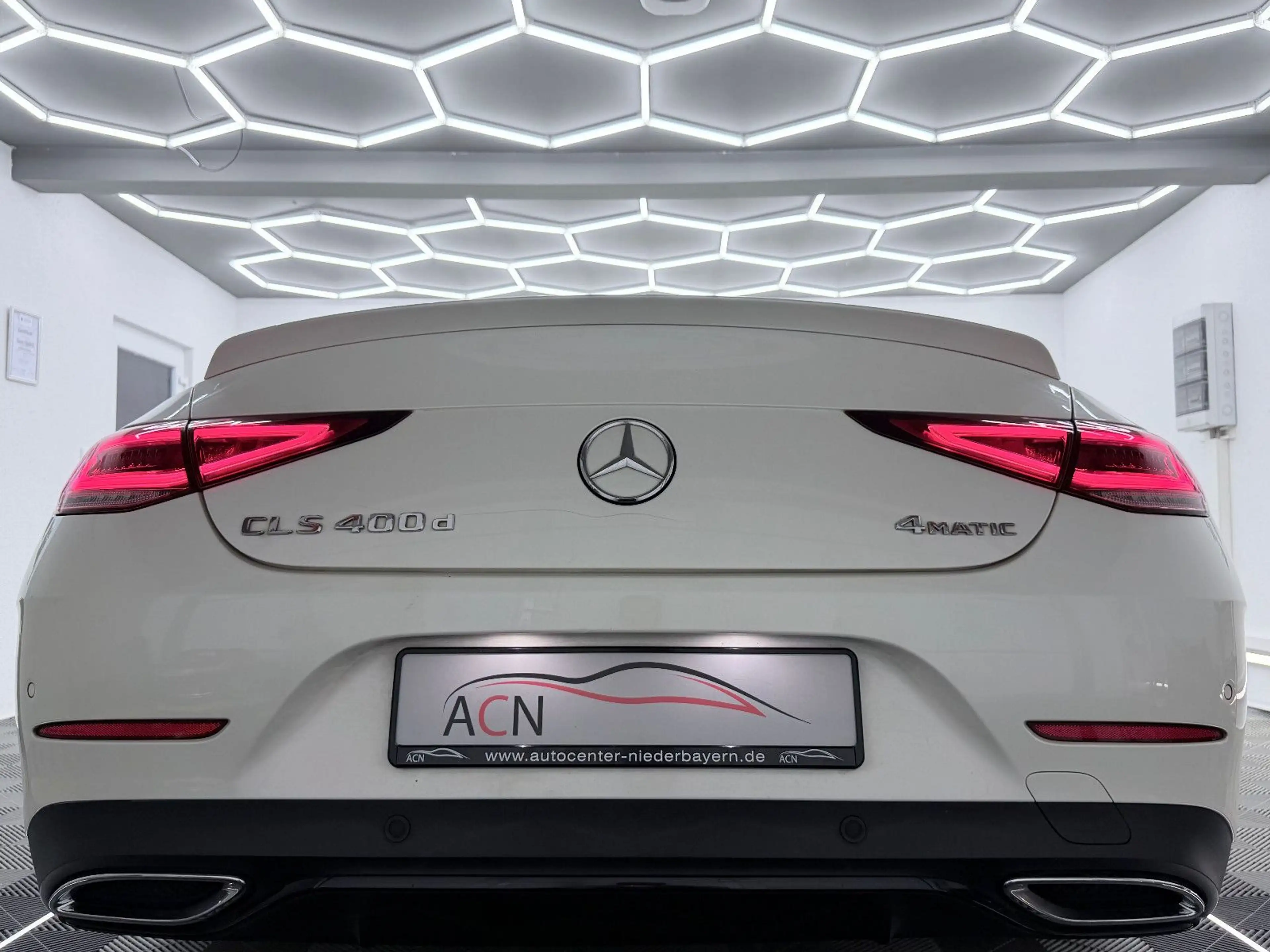 Mercedes-Benz CLS 400 d 4Matic AMG-LINE/360*/BURMESTER/DESIGNO — photo 11