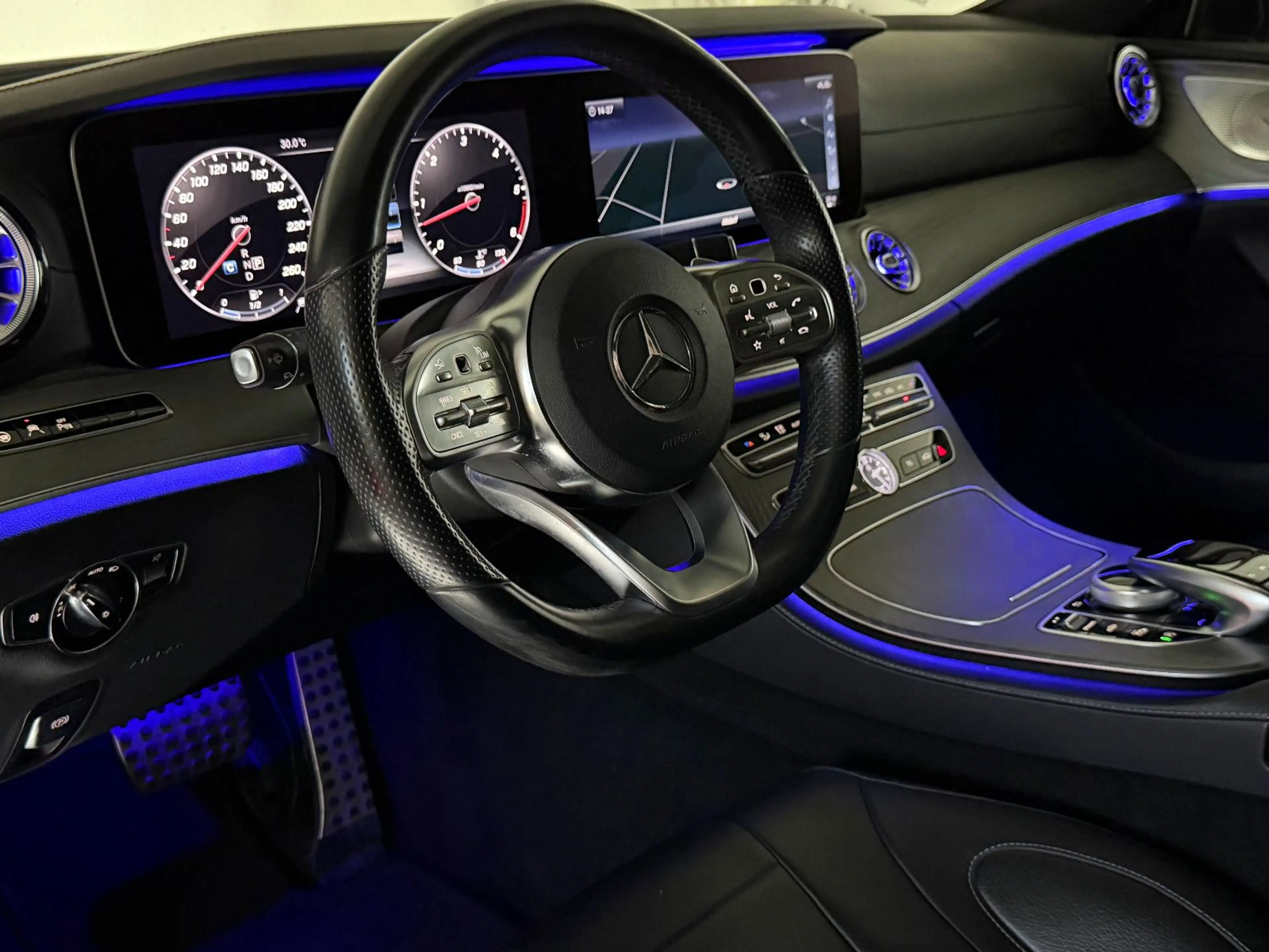 Mercedes-Benz CLS 400 d 4Matic AMG-LINE/360*/BURMESTER/DESIGNO — photo 14