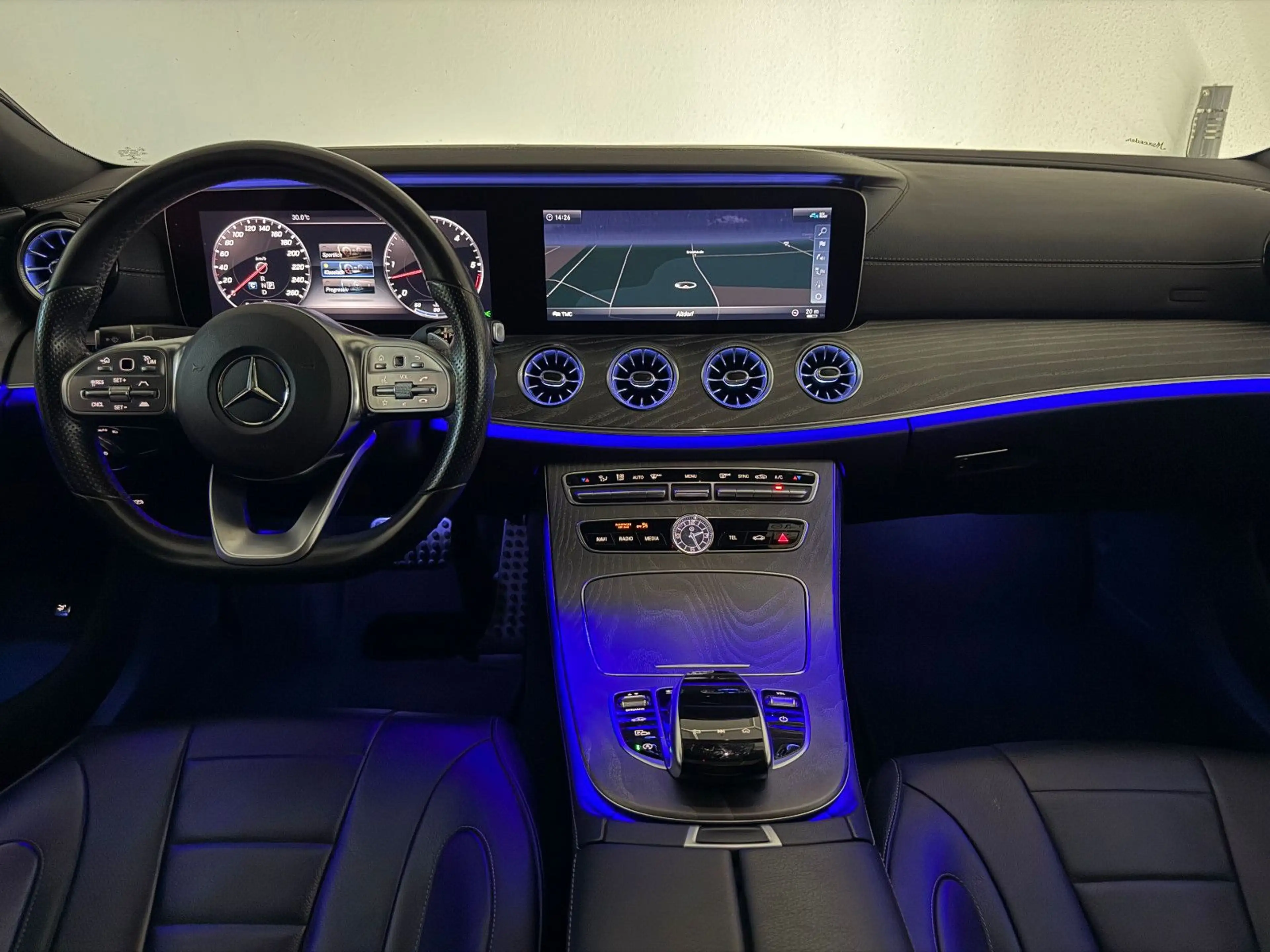 Mercedes-Benz CLS 400 d 4Matic AMG-LINE/360*/BURMESTER/DESIGNO — photo 15