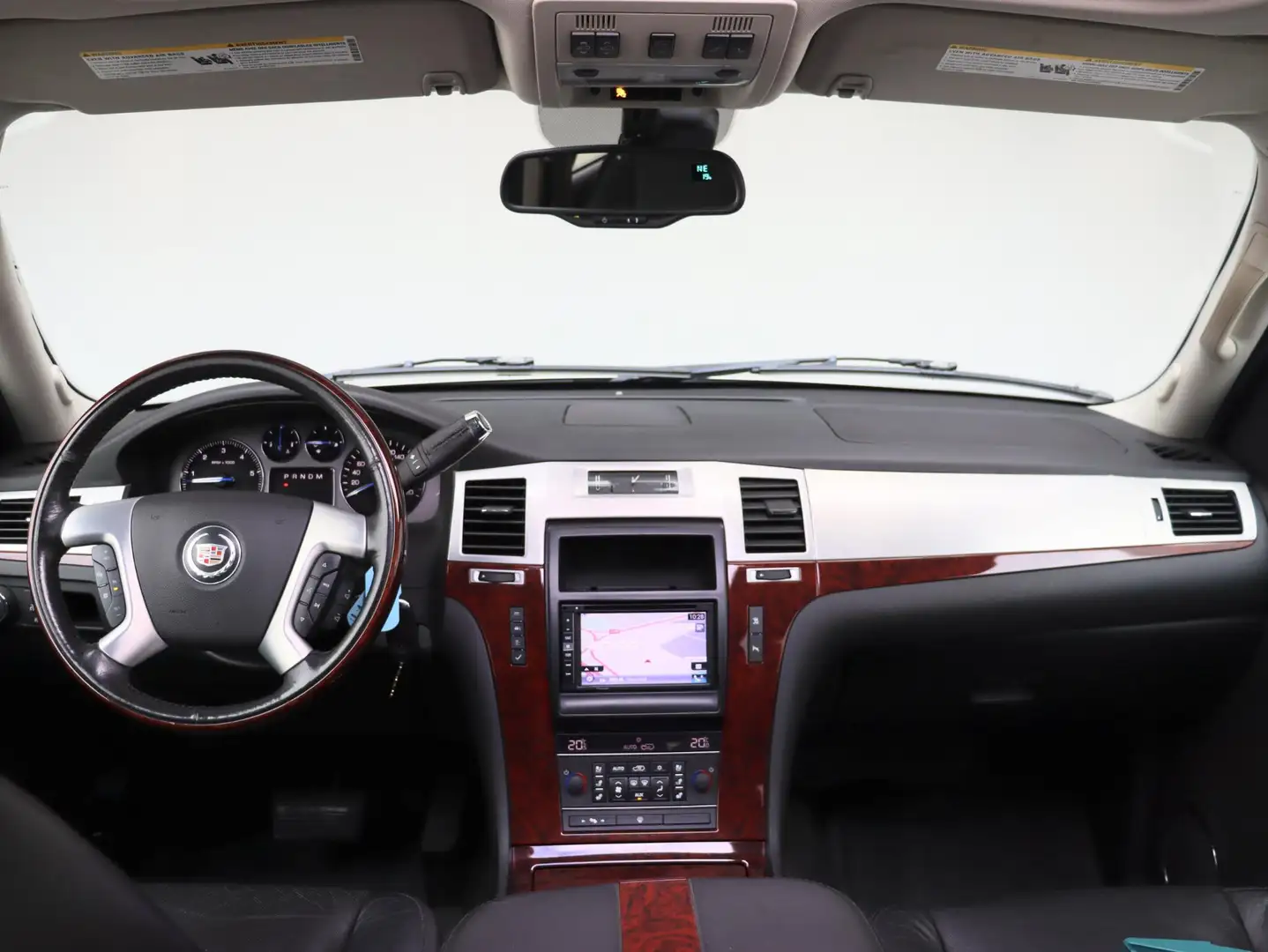 Cadillac Escalade 6.2 V8 Sport Luxury | Youngtimer | 7 Persoons | Ap Bej - 2