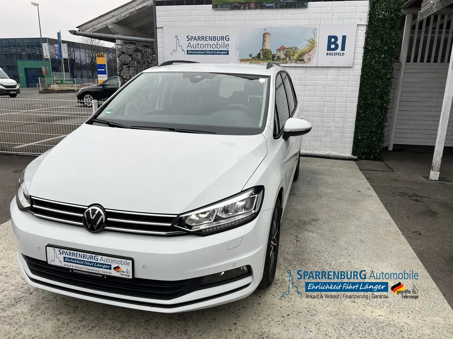 Volkswagen Touran 1.5 DSG|7-Sitzer|AHK| Sport-Fahrwerk Blanc - 1