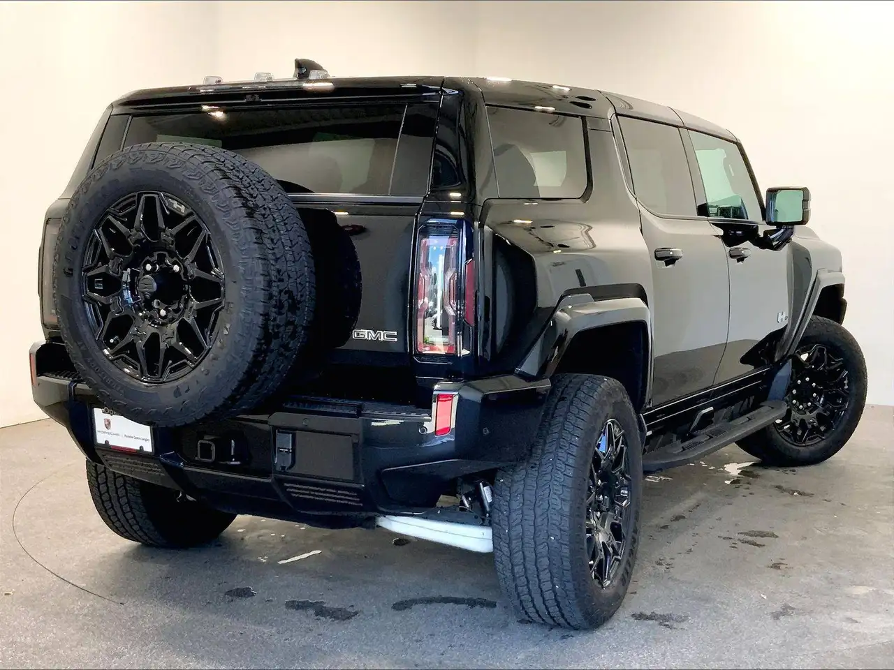 GMC HUMMER EV SUV снимка GMC HUMMER EV SUV